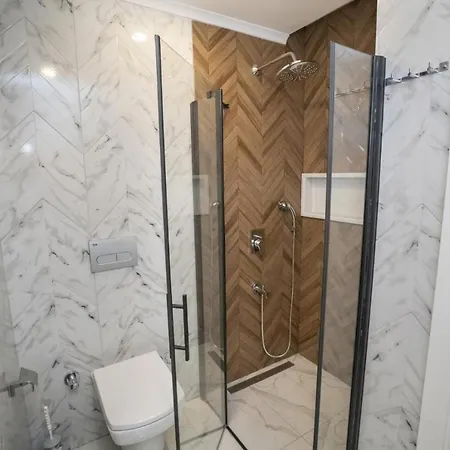 Square Light Residence, With Pool In The Location Of * Alanya